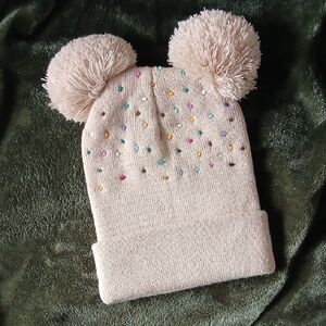 NWOT Adult Beige Beaded Pom-Pom Beanie